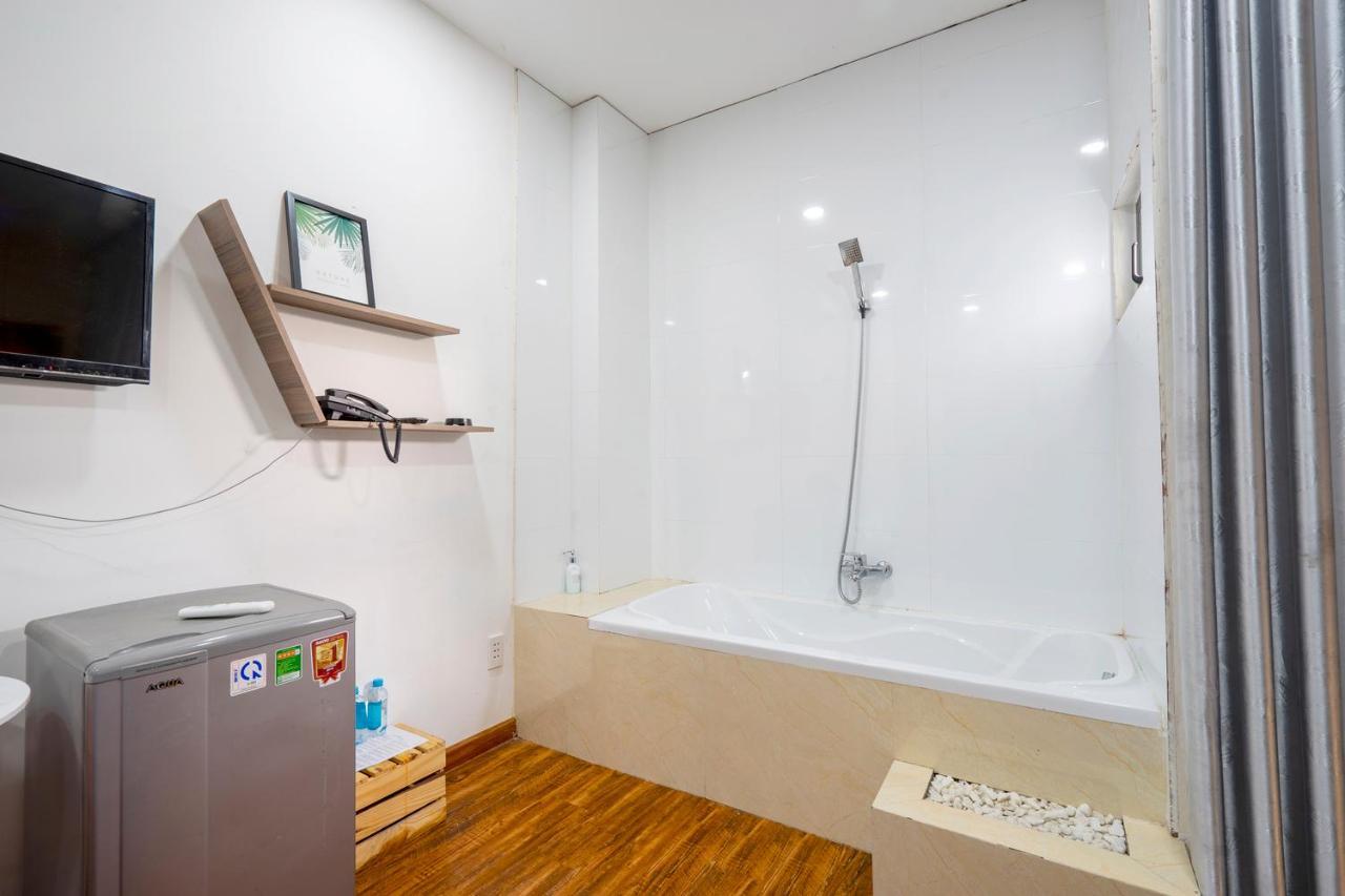 La Hotel Ho Chi Minh City Bagian luar foto
